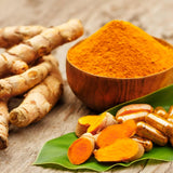Doigts de curcuma