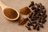Clous de girofle entiers